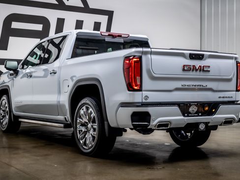 Used 2026 GMC Sierra 1500 Denali AWD/4WD image 32