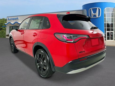 New 2026 Honda HR-V Sport image 3