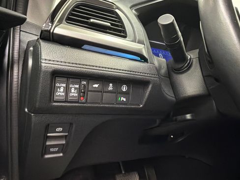 Used 2023 Honda Odyssey Touring image 33