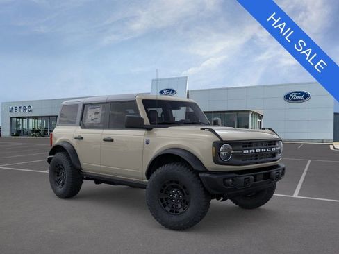 New 2026 Ford Bronco Big Bend w/ Black Diamond Package AWD/4WD image 7