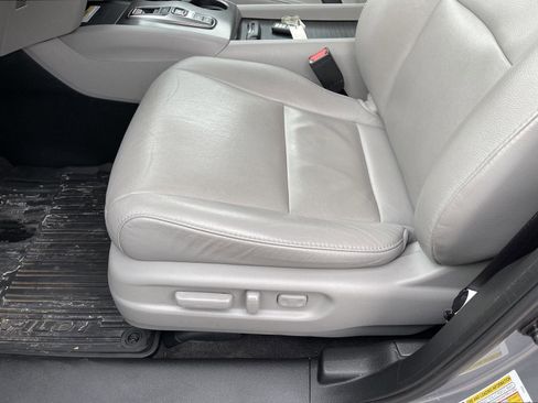 Used 2022 Honda Pilot Special Edition image 3