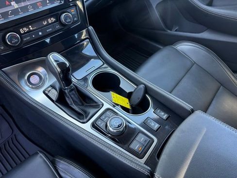 Used 2018 Nissan Maxima 3.5 SV FWD image 22