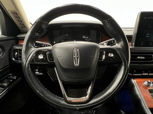 Used 2022 Lincoln Aviator Reserve w/ Equipment Group 201A AWD/4WD image 24