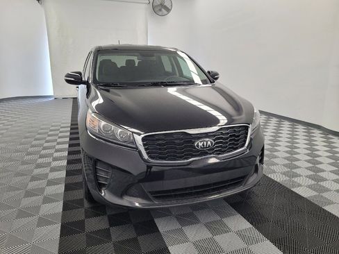 Used 2019 Kia Sorento FWD V6 image 14