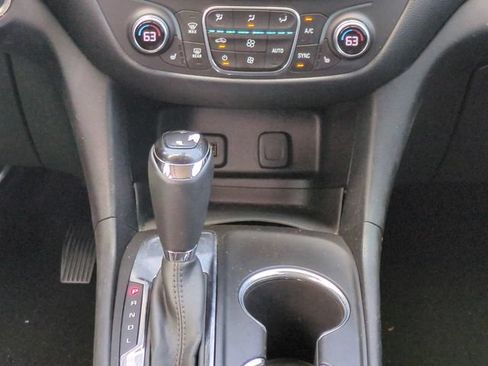 Used 2018 Chevrolet Equinox LT w/ Sun & Infotainment Package FWD image 21