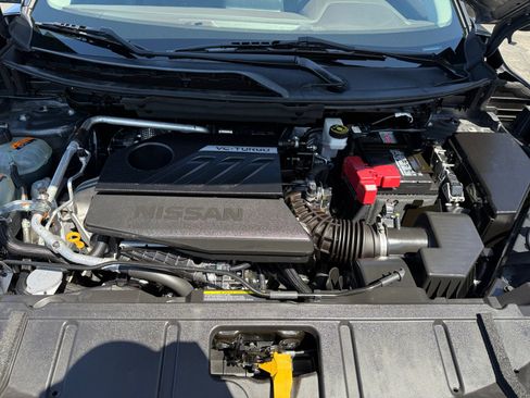 Used 2023 Nissan Rogue S image 20