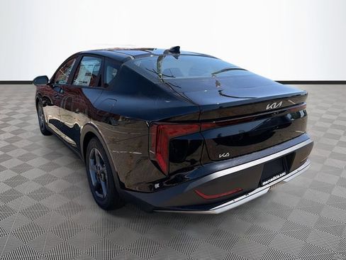 New 2026 Kia K4 LXS FWD image 5