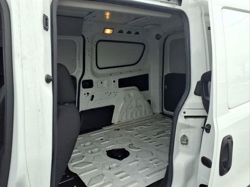 Used 2022 RAM ProMaster City Tradesman FWD image 5