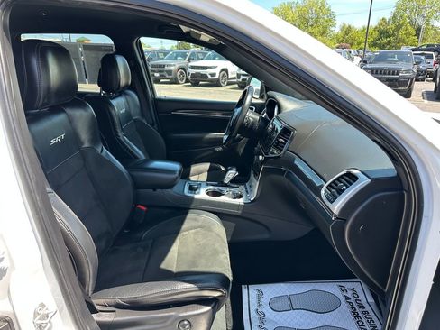 Used 2021 Jeep Grand Cherokee SRT AWD/4WD image 35