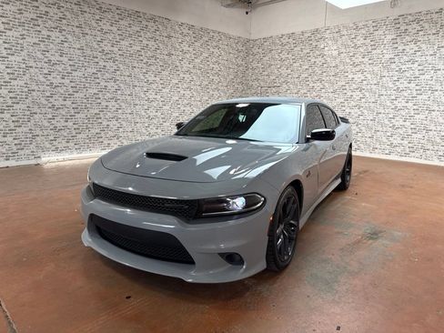 Used 2020 Dodge Charger R/T w/ Blacktop Package RWD image 3