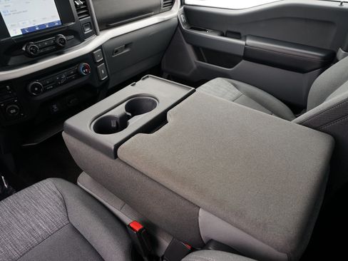 Used 2022 Ford F150 XLT w/ Trailer Tow Package image 28