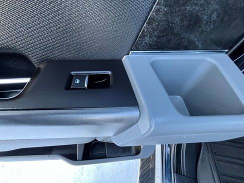 Certified 2022 Ford F150 XLT w/ Equipment Group 302A High image 26