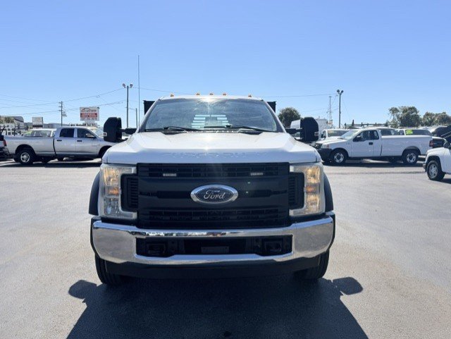 Used 2017 Ford F450 XL w/ Power Equipment Group RWD image 2