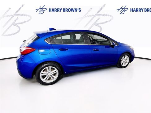 Used 2017 Chevrolet Cruze LT w/ Convenience Package image 30