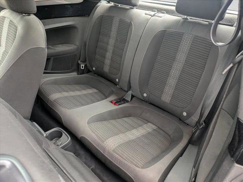 Used 2012 Volkswagen Beetle 2.0T image 14