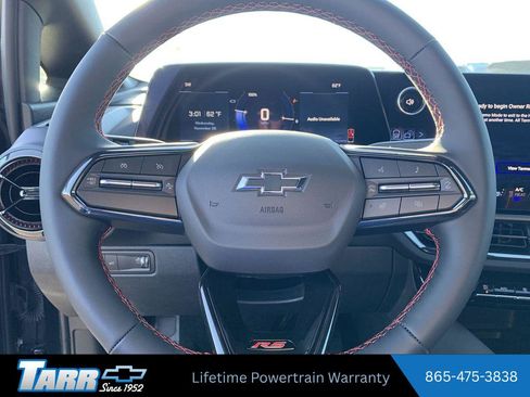 New 2026 Chevrolet Equinox EV RS w/ Convenience Package II AWD/4WD image 11