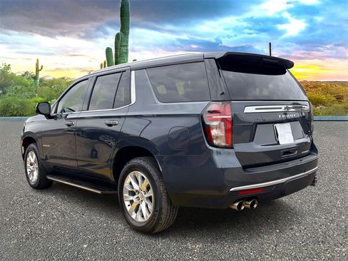 Used 2021 Chevrolet Tahoe Premier w/ Premium Package image 5