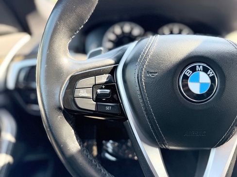 Used 2018 BMW 530i w/ Premium Package RWD image 40