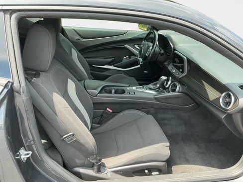 Used 2018 Chevrolet Camaro LT w/ RS Package RWD image 16