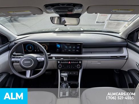 Certified 2025 Hyundai Tucson SEL FWD image 22