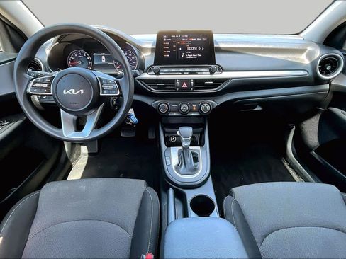 Used 2024 Kia Forte LXS w/ LXS Technology Package FWD image 15