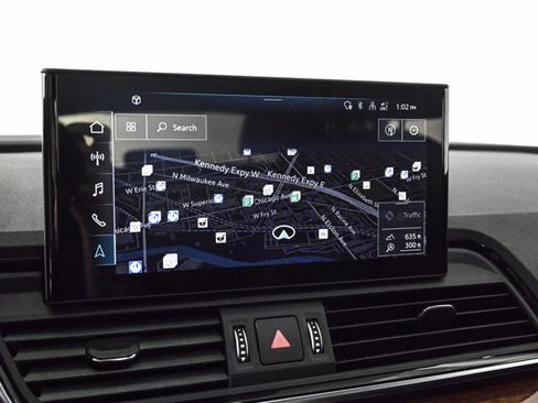 Used 2023 Audi Q5 2.0T Premium Plus w/ Premium Plus Package image 13