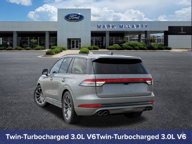 New 2027 Lincoln Aviator 2WD w/ Jet Appearance Package image 9