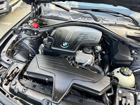Used 2015 BMW 328i xDrive Sedan AWD/4WD image 6