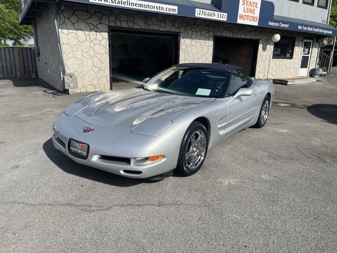 Used 1998 Chevrolet Corvette Convertible w/ Memory Pkg RWD image 5
