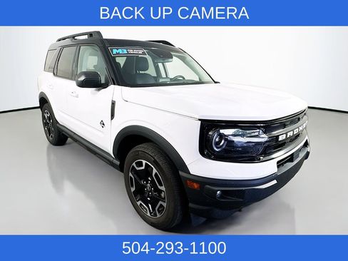 Used 2023 Ford Bronco Sport Outer Banks w/ Tech Package AWD/4WD image 4