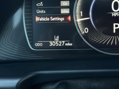 Certified 2024 Lexus ES 350 w/ Premium Package FWD image 28