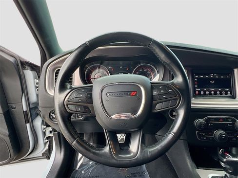 Used 2022 Dodge Charger SXT w/ Cold Weather Package image 11