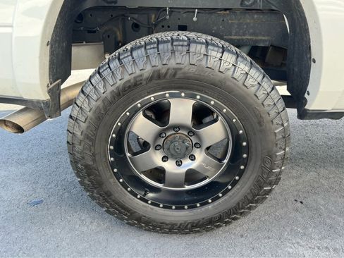 Used 2020 RAM 2500 Laramie image 15