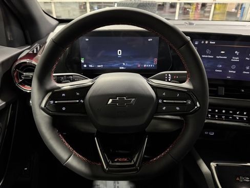 New 2026 Chevrolet Equinox RS w/ Convenience Package III image 17