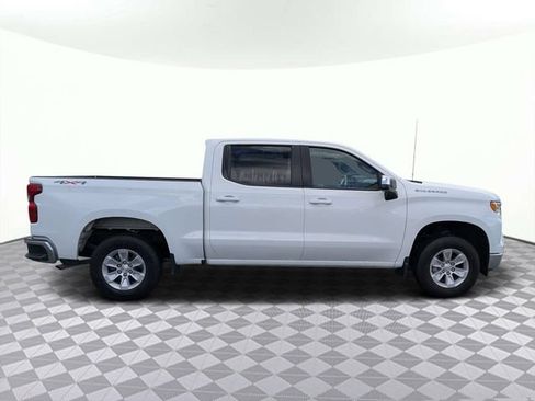 Used 2025 Chevrolet Silverado 1500 LT AWD/4WD image 2
