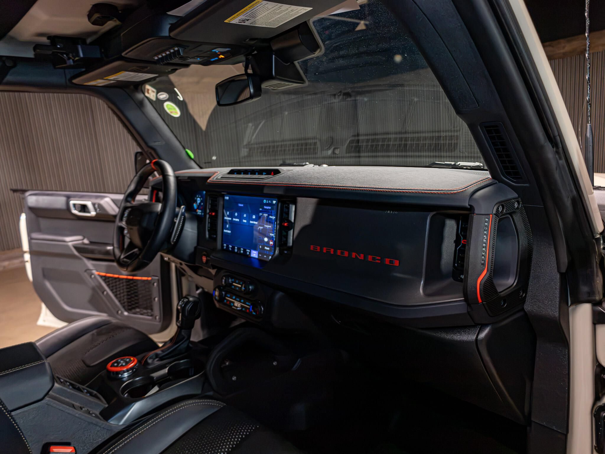 Used 2025 Ford Bronco Raptor AWD/4WD image 16