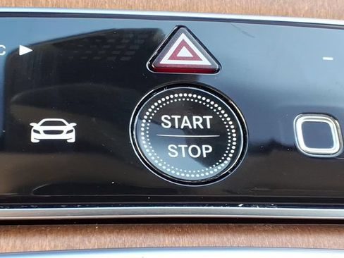 Used 2024 Mercedes-Benz EQS 450+ SUV image 25