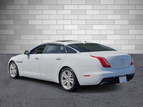 Used 2016 Jaguar XJ L Portfolio RWD image 3