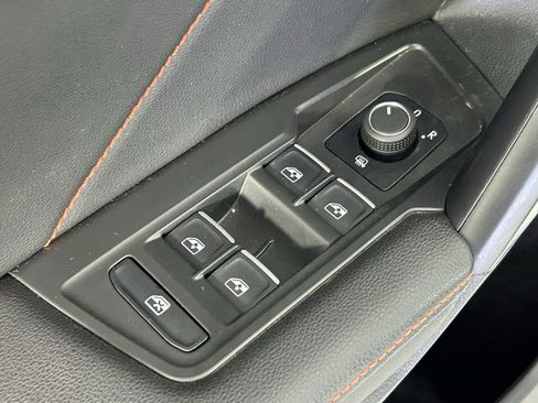 Used 2024 Volkswagen Tiguan Wolfsburg Edition FWD image 34
