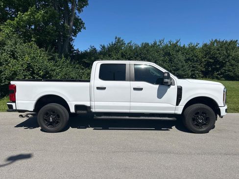 Used 2024 Ford F250 XL w/ STX Appearance Package AWD/4WD image 6