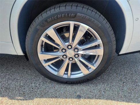 Used 2024 Cadillac XT6 Premium Luxury w/ Technology Package AWD/4WD image 10