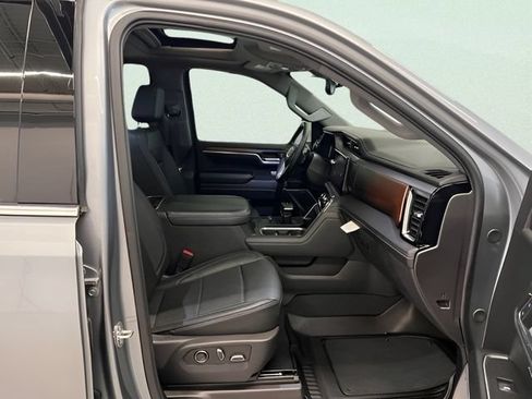 Certified 2024 GMC Sierra 1500 Denali w/ Denali Reserve Package AWD/4WD image 9