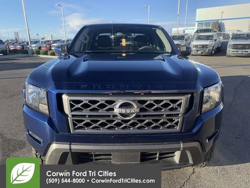 Used 2023 Nissan Frontier SV w/ Technology Package image 9