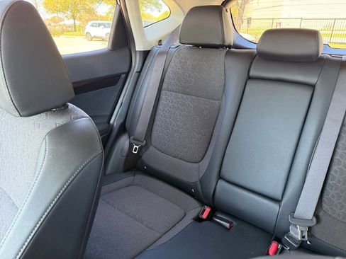 Used 2025 Kia Seltos S image 41