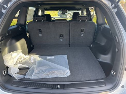 New 2025 Jeep Grand Cherokee Laredo X image 14