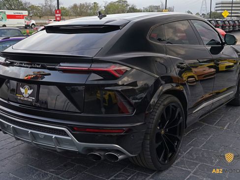 Used 2019 Lamborghini Urus image 7