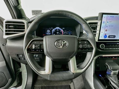 Used 2025 Toyota Tundra Platinum AWD/4WD image 11
