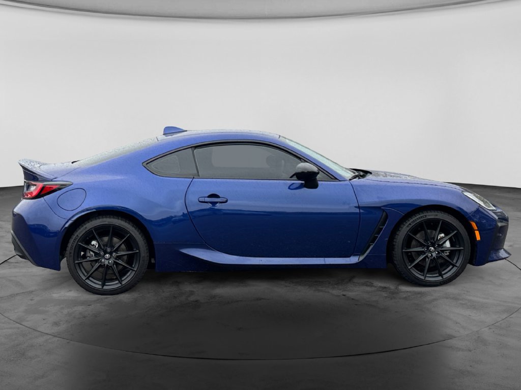 Used 2024 Toyota GR86 Premium RWD image 9