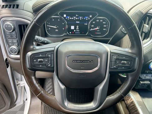 Used 2023 GMC Sierra 3500 Denali w/ Denali Ultimate Package AWD/4WD image 32