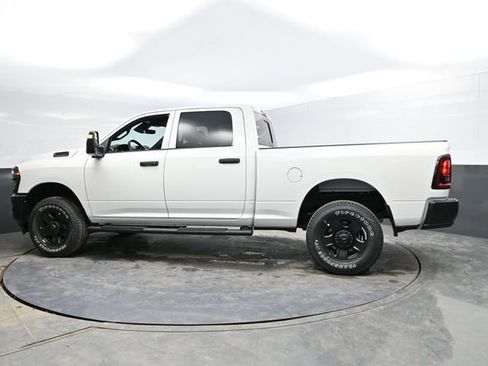 New 2026 RAM 3500 Tradesman AWD/4WD image 4